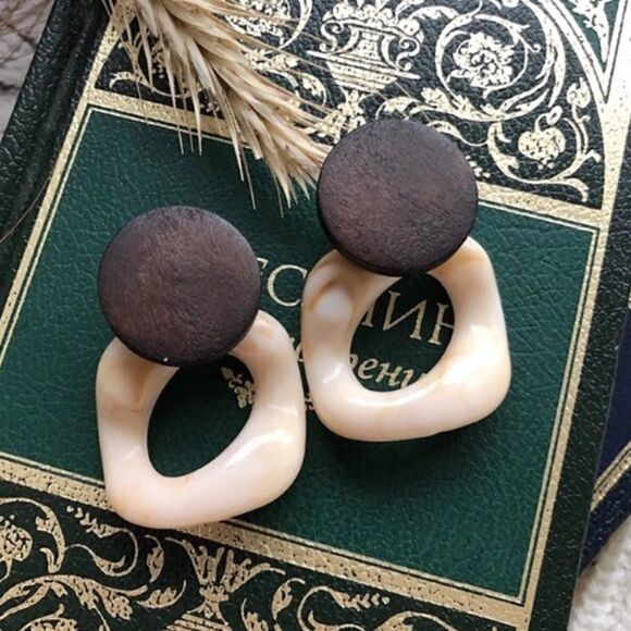 Dark Brown Wood Marble Look Drop Earrings NWT - Picture 6 of 7